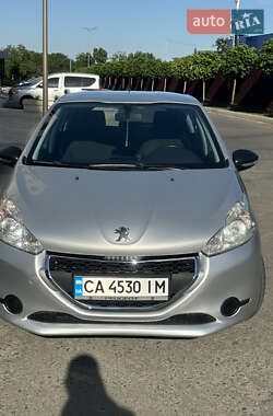 Хэтчбек Peugeot 208 2014 в Умани