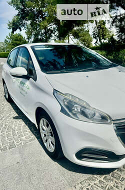 Хэтчбек Peugeot 208 2018 в Днепре