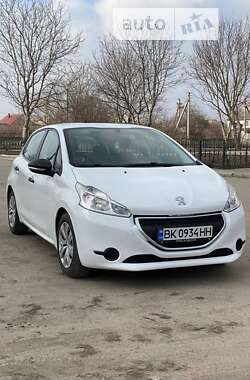 Peugeot 208 2013