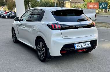 Хэтчбек Peugeot 208 2021 в 