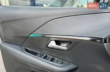 Хэтчбек Peugeot 208 2021 в 