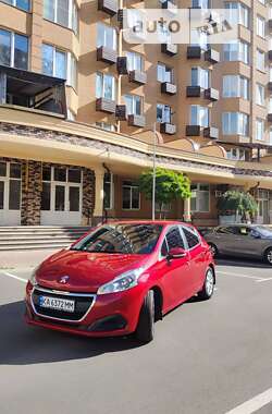 Peugeot 208 2015