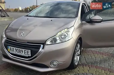 Peugeot 208 2014