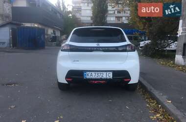 Хэтчбек Peugeot 208 2021 в Киеве