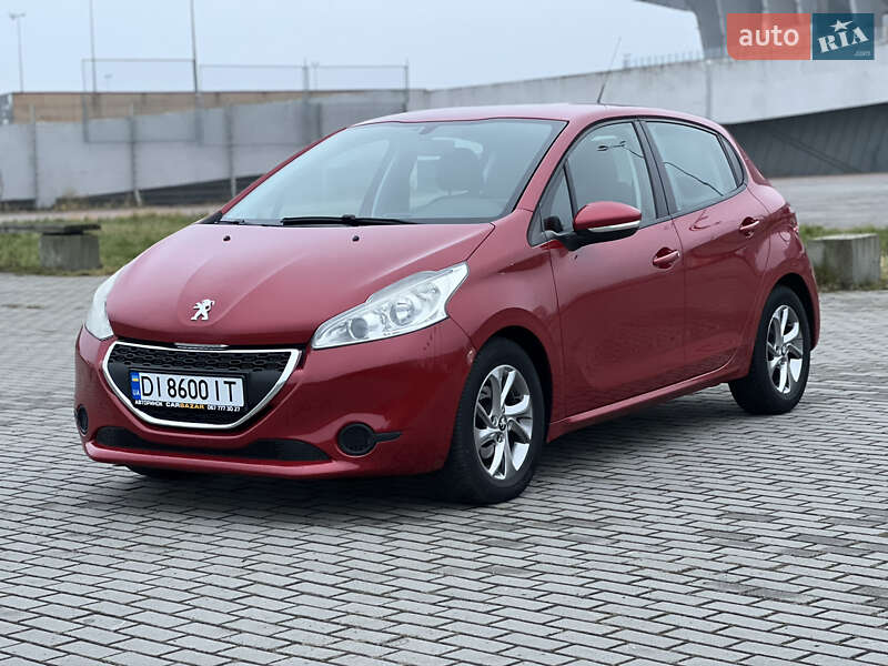 Хетчбек Peugeot 208 2013 в Львові