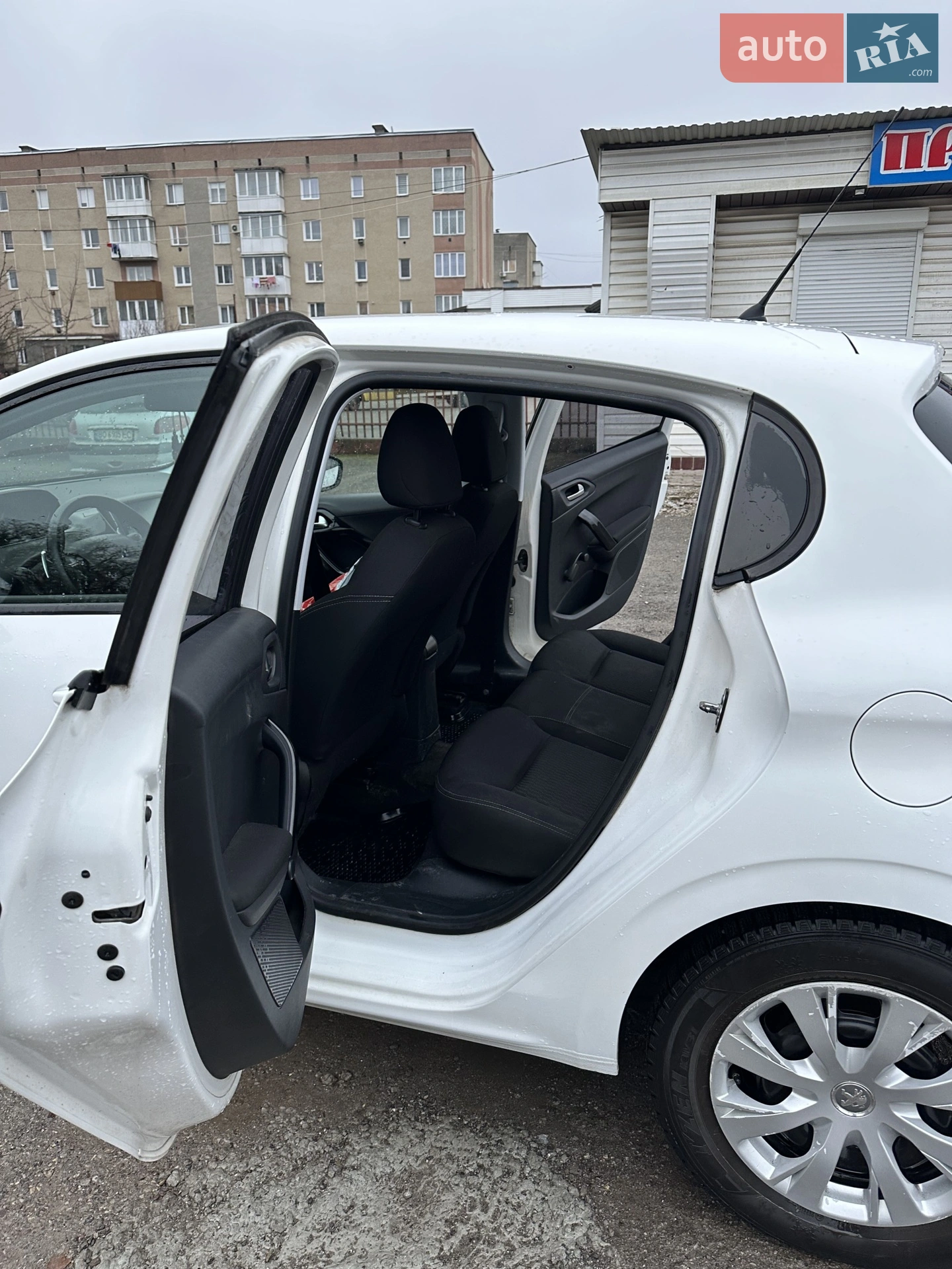 2016 Peugeot 208 - мініатюра 4