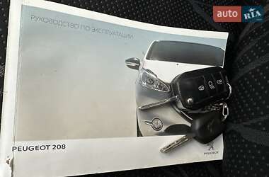 Хетчбек Peugeot 208 2013 в Хмельницькому