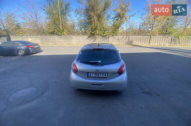 Хэтчбек Peugeot 208 2013 в Кривом Роге