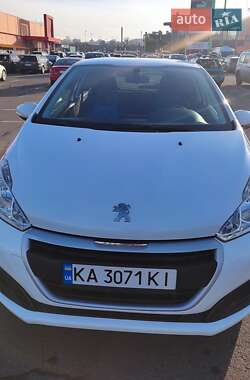 Peugeot 208 2016 Peugeot 208 2016