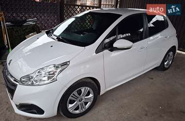 Peugeot 208 2017