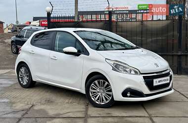 Хетчбек Peugeot 208 2016 в Києві