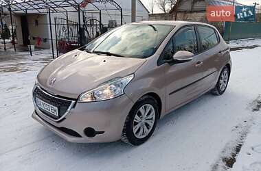 Хетчбек Peugeot 208 2013 в Любашівці