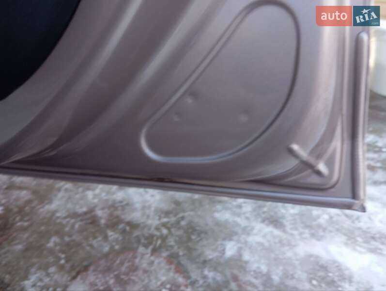 Хетчбек Peugeot 208 2013 в Любашівці