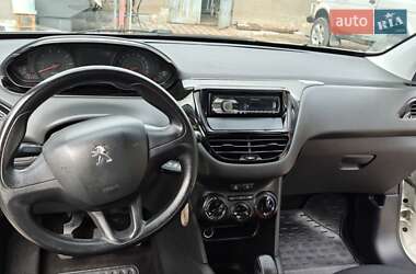 Хэтчбек Peugeot 208 2013 в Бережанах