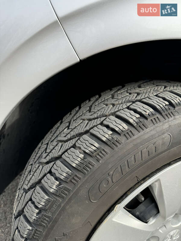 Хэтчбек Peugeot 208 2013 в Овруче