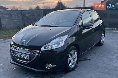 Хэтчбек Peugeot 208 2012 в Луцке