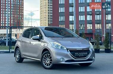 Peugeot 208 2015 Peugeot 208 2015