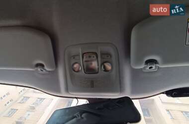 Хэтчбек Peugeot 208 2013 в 