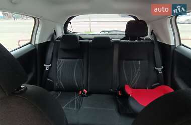 Хэтчбек Peugeot 208 2013 в 