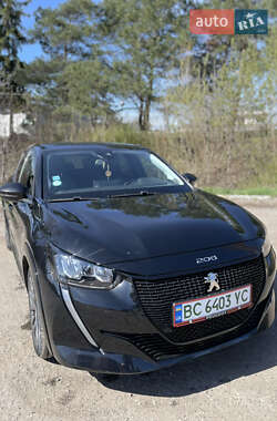 Хэтчбек Peugeot 208 2022 в 