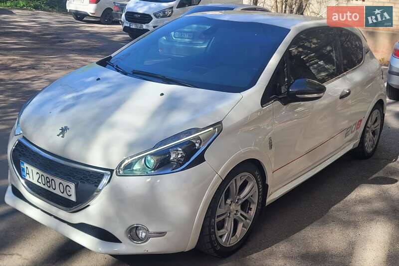 Peugeot 208 2013