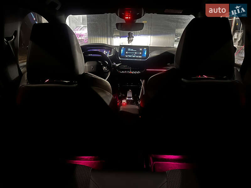 Хетчбек Peugeot 208 2021 в Львові