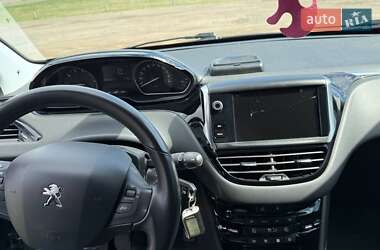 Хетчбек Peugeot 208 2017 в 