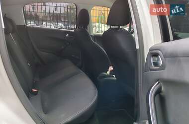 Хэтчбек Peugeot 208 2017 в 