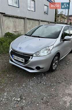 Хетчбек Peugeot 208 2012 в Хмельницькому
