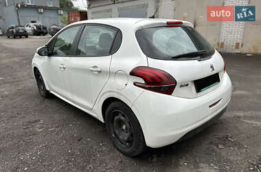 Хетчбек Peugeot 208 2019 в 