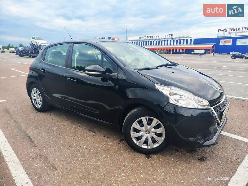 Хетчбек Peugeot 208 2013 в Львові