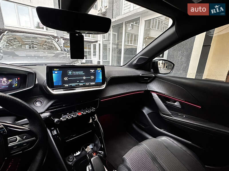 Хетчбек Peugeot 208 2021 в Львові