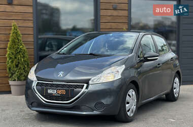 Хетчбек Peugeot 208 2014 в Шептицькому