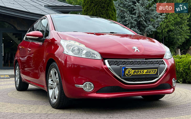 Peugeot 208 2013