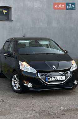 Peugeot 208 2013 Peugeot 208 2013