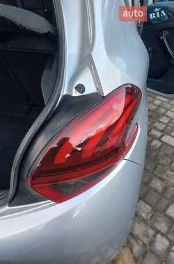Хетчбек Peugeot 208 2015 в 