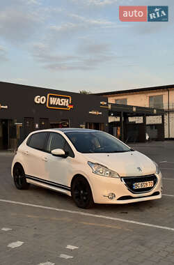 Хэтчбек Peugeot 208 2013 в Виннице