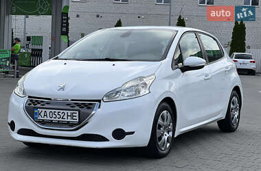 Хэтчбек Peugeot 208 2012 в Киеве