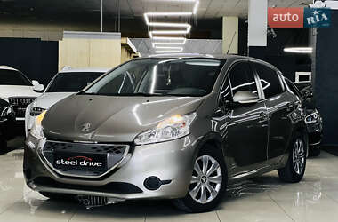 Хетчбек Peugeot 208 2013 в Миколаєві