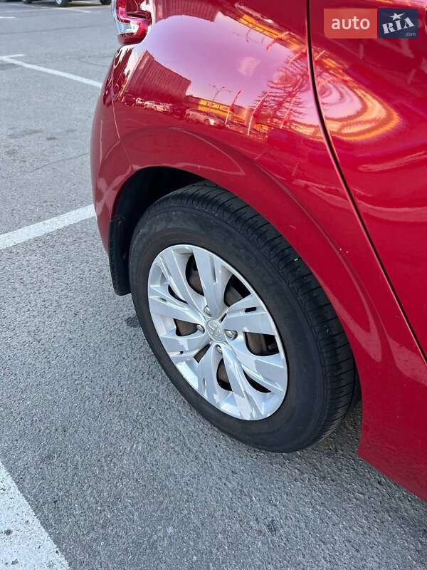 Хетчбек Peugeot 208 2013 в Івано-Франківську фото 15 Хетчбек Peugeot 208 2013 в Івано-Франківську