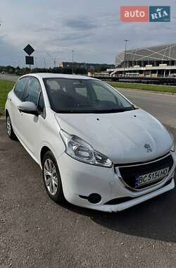 Хэтчбек Peugeot 208 2013 в Львове