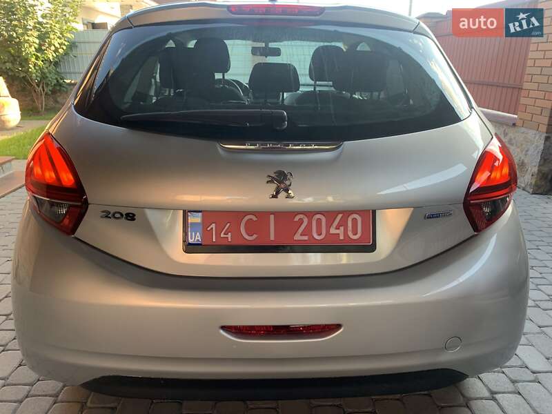 Хэтчбек Peugeot 208 2017 в Виннице