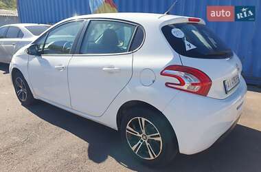 Хэтчбек Peugeot 208 2015 в Киеве