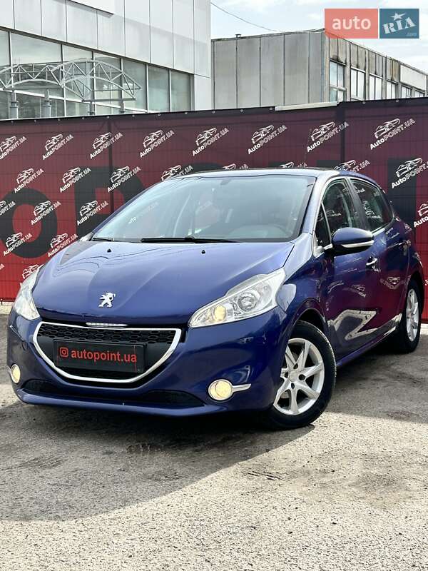 Peugeot 208 2013
