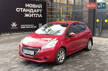 Хэтчбек Peugeot 208 2013 в Полтаве