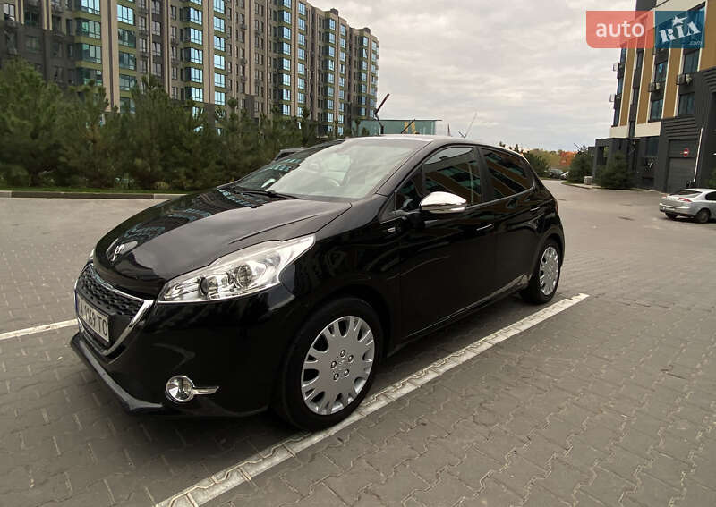 Peugeot 208 2015 Peugeot 208 2015