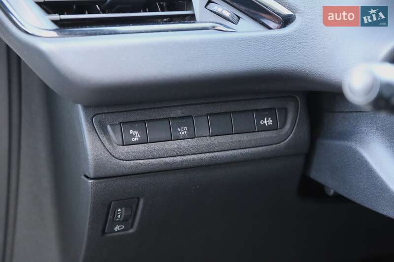 Хетчбек Peugeot 208 2019 в Києві