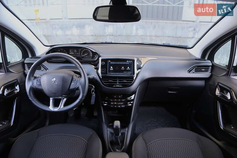 Хетчбек Peugeot 208 2019 в Києві