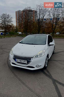 Хэтчбек Peugeot 208 2013 в Белой Церкви