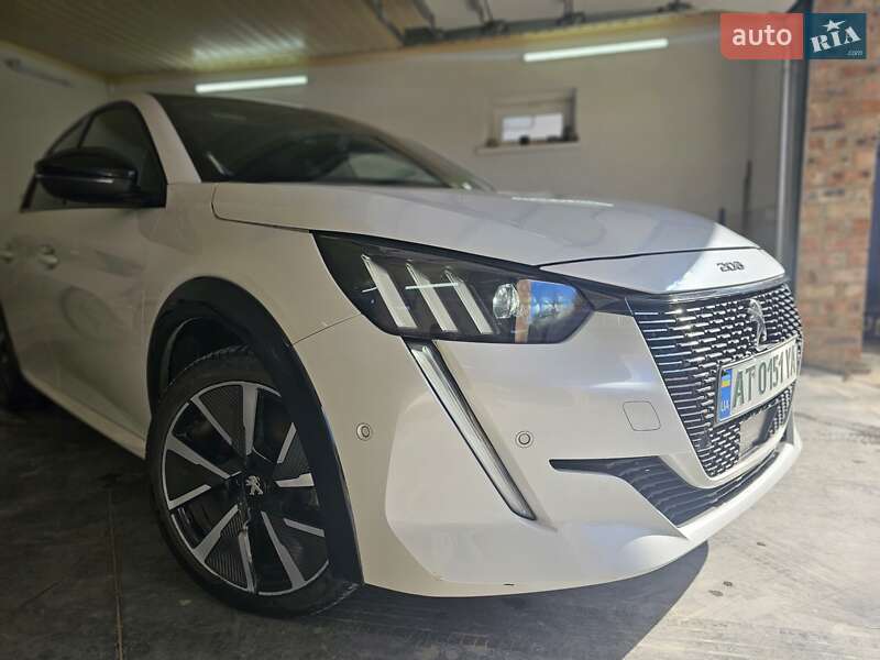 Хэтчбек Peugeot 208 2021 в Коломые фото 12 Хэтчбек Peugeot 208 2021 в Коломые